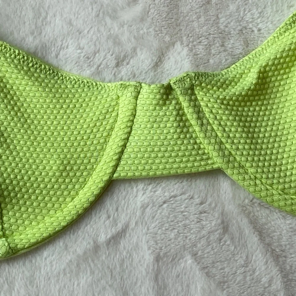 NWOT Frankie’s bikinis Sundance neon underwire bikini top 19373